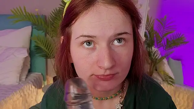 Show modela L1ittle_kitty_ na web-kameri