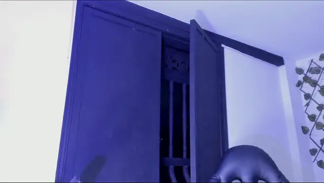 Anny_KiittyのライブXXXチャット