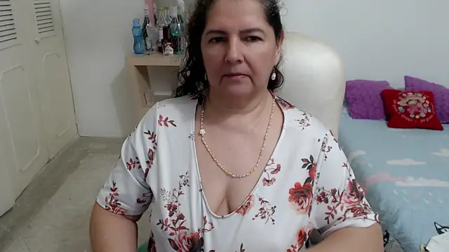Chat XXX en directo de leonela_69