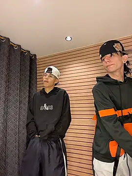 TheBatMansion Pertunjukan Webcam