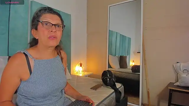 Keyla_Milf's Live XXX Chat