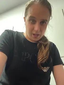 Chatroom XXX en direct de Chantalee