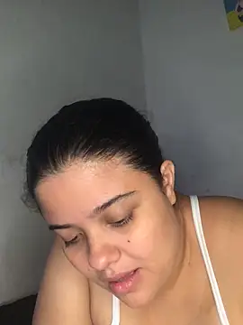 luisahot_9727 现场XXX聊天