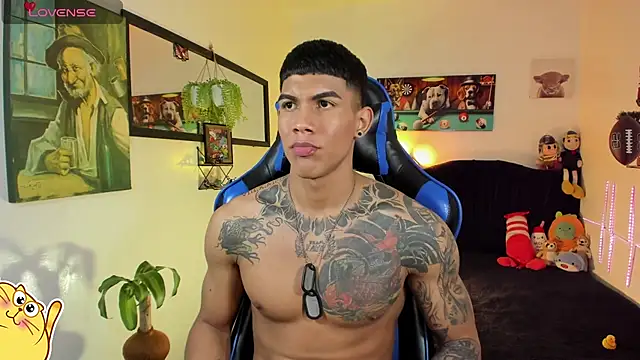 Damian_latinxxx Adlı Modelin Web Kamerası Şovu