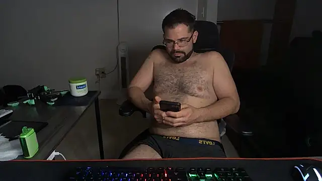 Zander823 在線直播表演