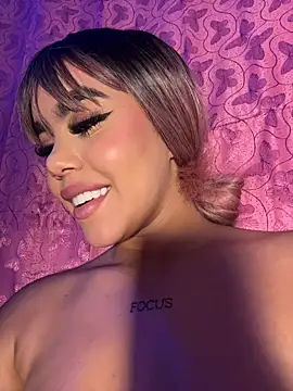 Chloe_bankss Chat XXX in diretta