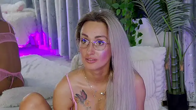 IsabelleEthan Chat XXX in diretta