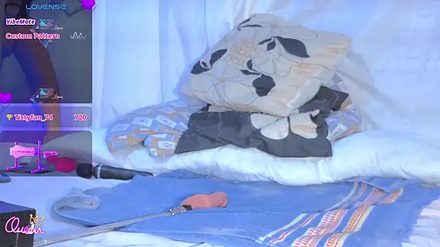 دردشة AdyanaRosies الجنسية المباشرة