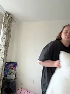 soft_focus Adlı Modelin Canlı XXX Sohbeti