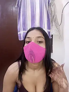 Cute_Rakhi8 Adlı Modelin Canlı XXX Sohbeti