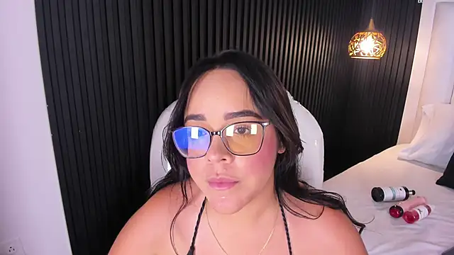 FireDollx Live XXX-chat