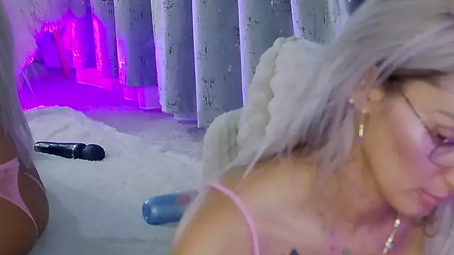 دردشة IsabelleEthan الجنسية المباشرة