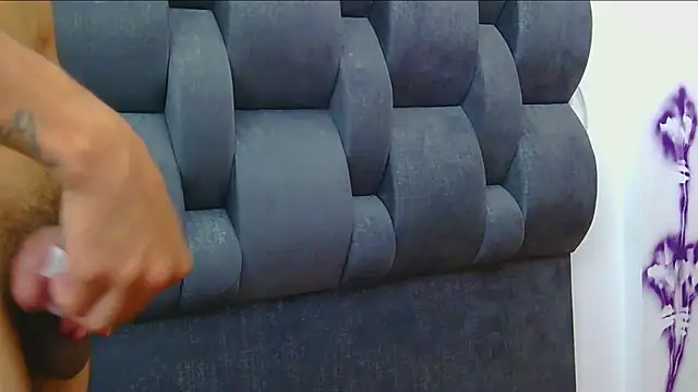 แชท XXX สดของ nahomiandandres