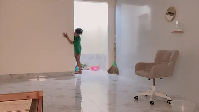 hello_mie Webcam-Show