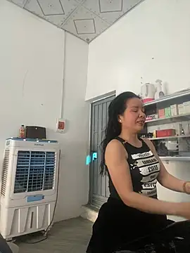 Ivy_Trix2 라이브 XXX 채팅