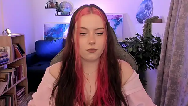 CoraMiel: απευθείας συνομιλία ΧΧΧ