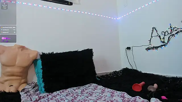 Chat +18 de Agata__Rose ao vivo