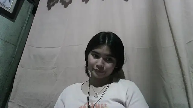 SarinaWhisenton's Live XXX Chat