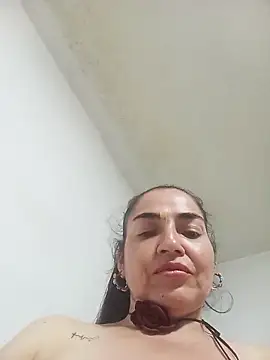 Chat XXX en directo de MaryRoze_