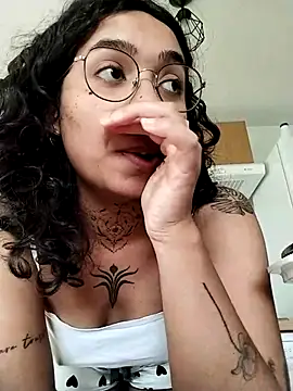 therealsun8 – webcam-show