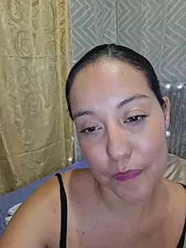 Chat XXX en directo de HairyAmara