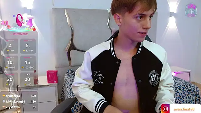 Czat XXX na żywo – EVAN_TAY