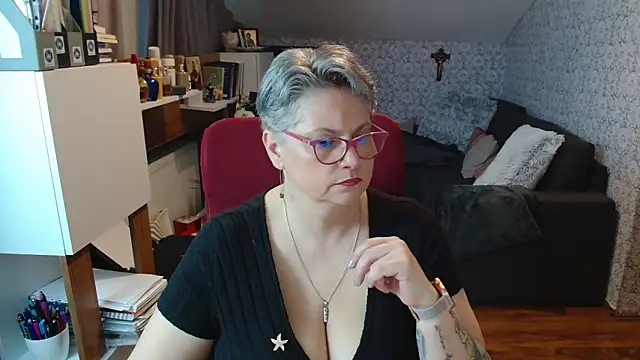 Chat +18 de bigtits4you ao vivo