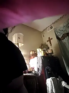 دردشة CrownedCuppa الجنسية المباشرة