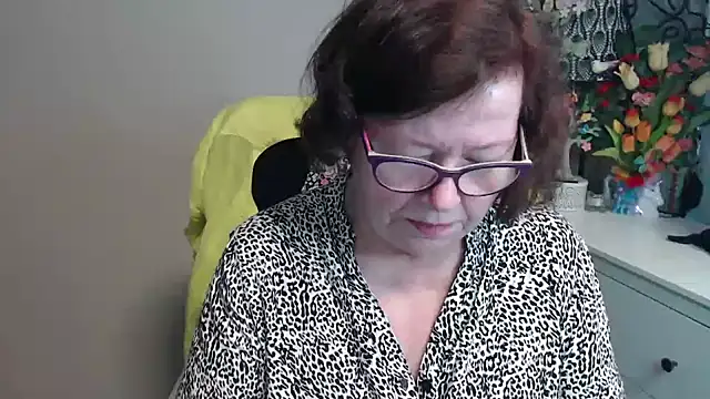 Chatroom XXX en direct de Adelewildx