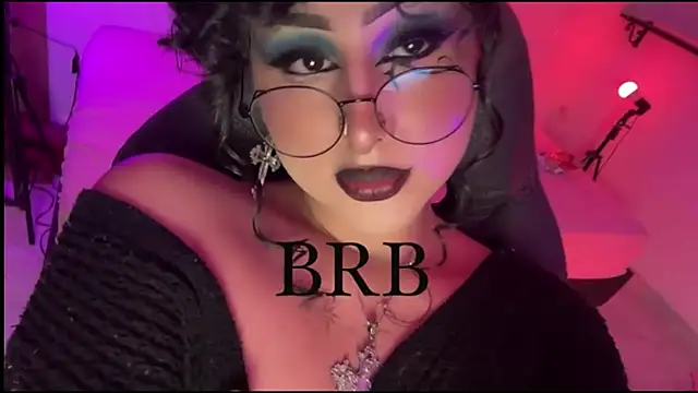 Heka_Prudence webkamerás műsora