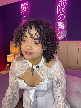 _sarahRose Adlı Modelin Canlı XXX Sohbeti