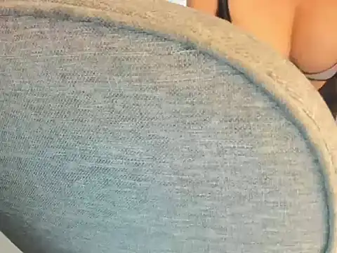 แชท XXX สดของ cocktits69