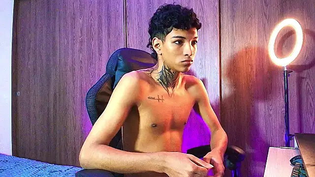 im_Usuga Webcam show