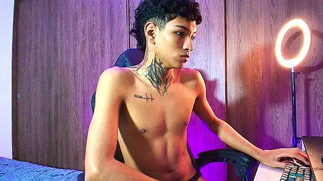 im_Usuga Webcam show