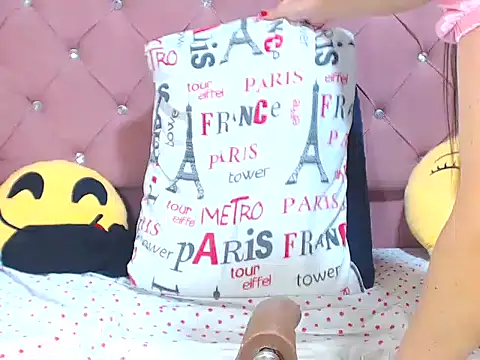 emassquirt29's Live XXX Chat