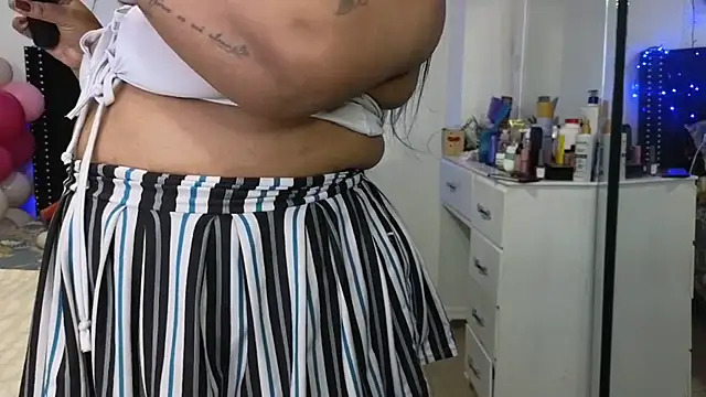 charlotte_077's Live XXX Chat