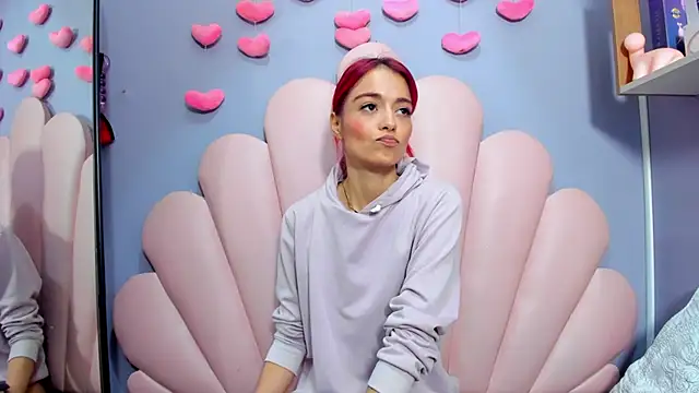 luci_miller live XXX chat