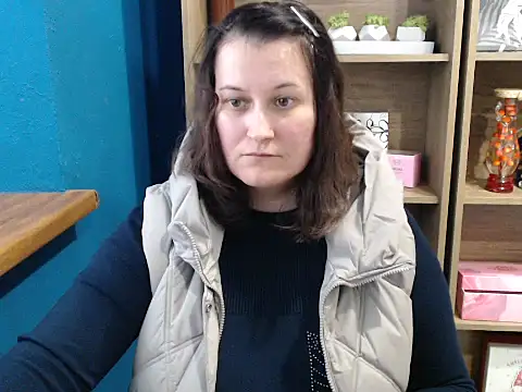 Milfa_meddison Adlı Modelin Canlı XXX Sohbeti