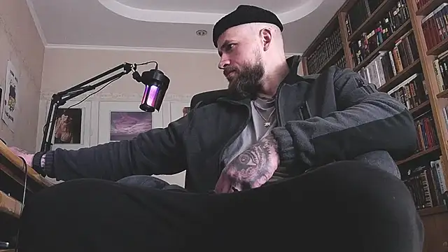 Вебкам-шоу FindomJason