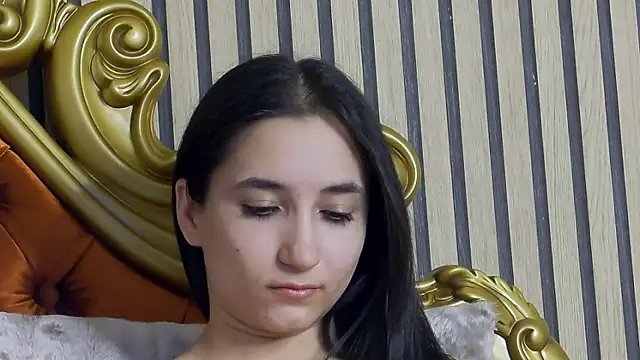 CarolinaBlair Adlı Modelin Canlı XXX Sohbeti