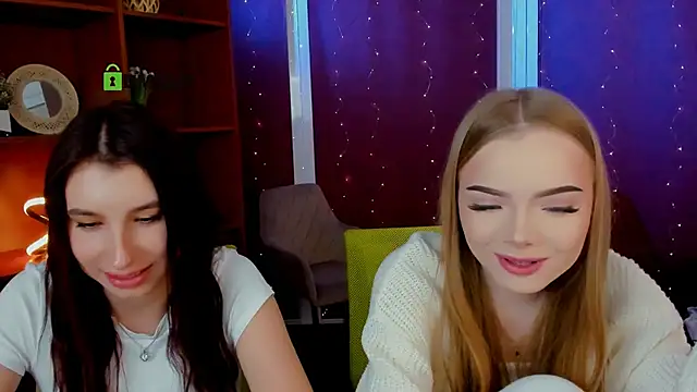 Онлайн чат XXX maddy_moah