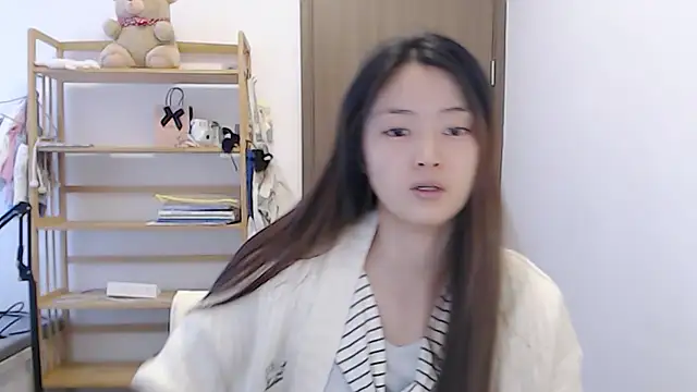 Mimi-cnbaby Adlı Modelin Canlı XXX Sohbeti