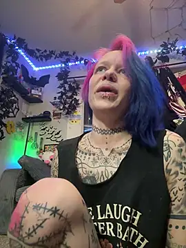 Toxii-: онлайн-секс-чат