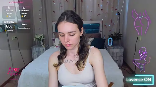 แชท XXX สดของ EmelyMason