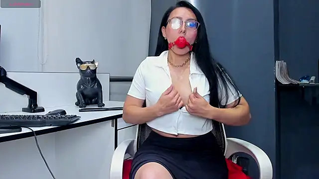 Scarlett_14_: онлайн-секс-чат