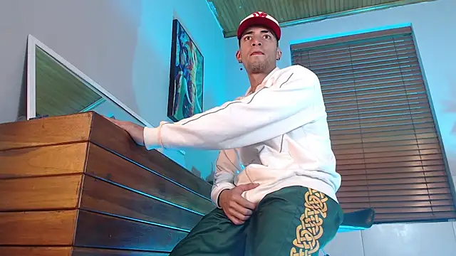 DrakeNeumann 即時 XXX 聊天