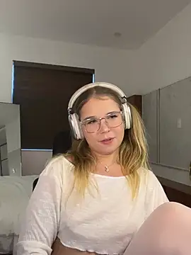 Chatroom XXX en direct de Lilith_Bonheur