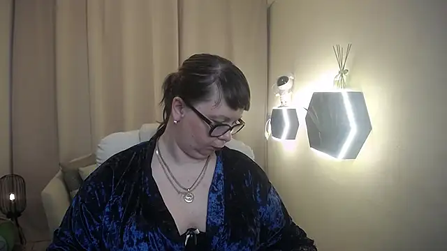 BonnnyBoobsy – webcam-show