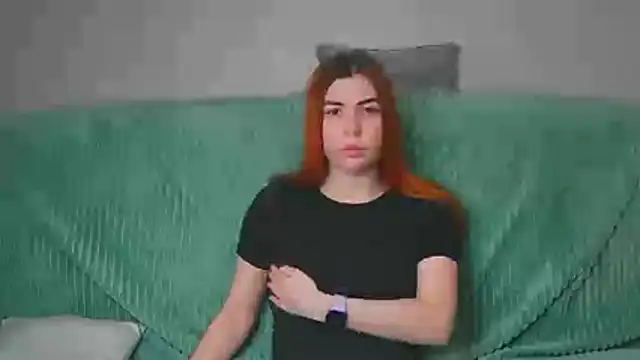 ElllaNuar's Live XXX Chat