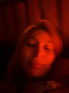 Chat XXX en directo de YunoRose_